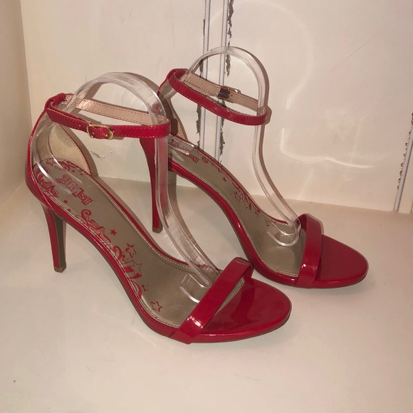 Brash red stiletto heels size 9.5 Wide - Picture 1 of 6